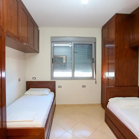 2-bed Seaview 아파트 *