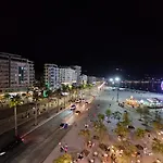 2-bed Seaview Διαμέρισμα