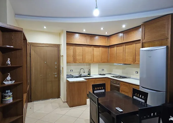 Appartement 2-bed Seaview Vlorë