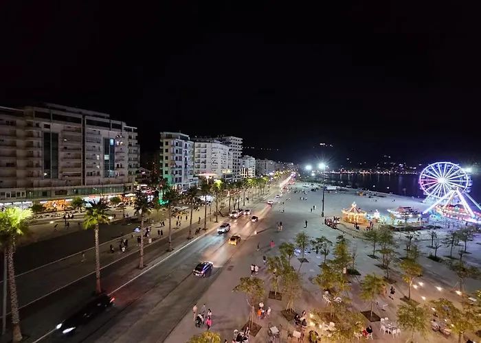 2-bed Seaview Appartement